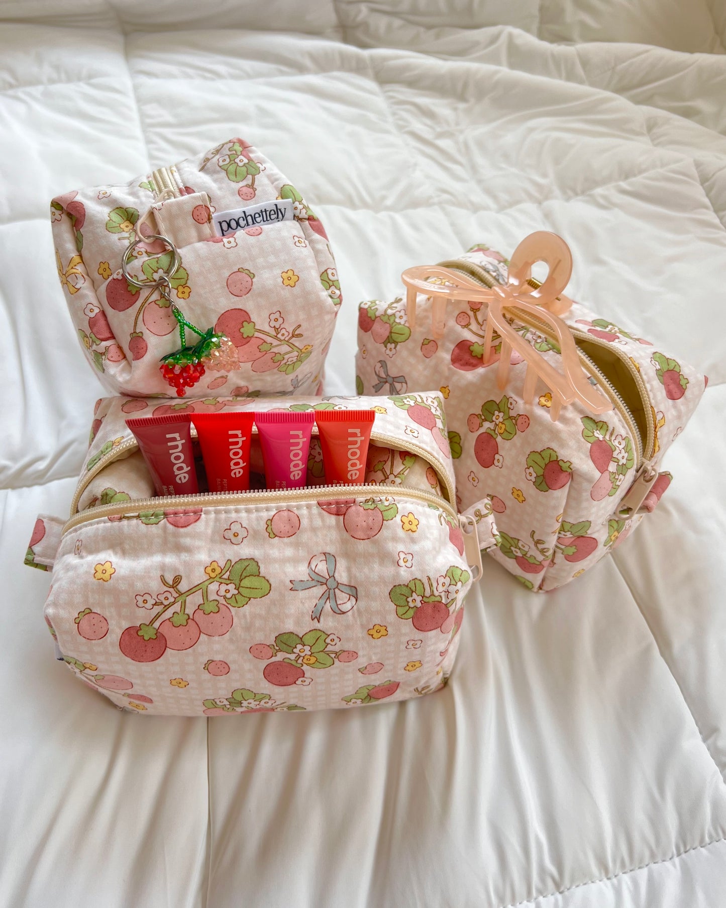 STRAWBERRY BLOSSOM POUCH