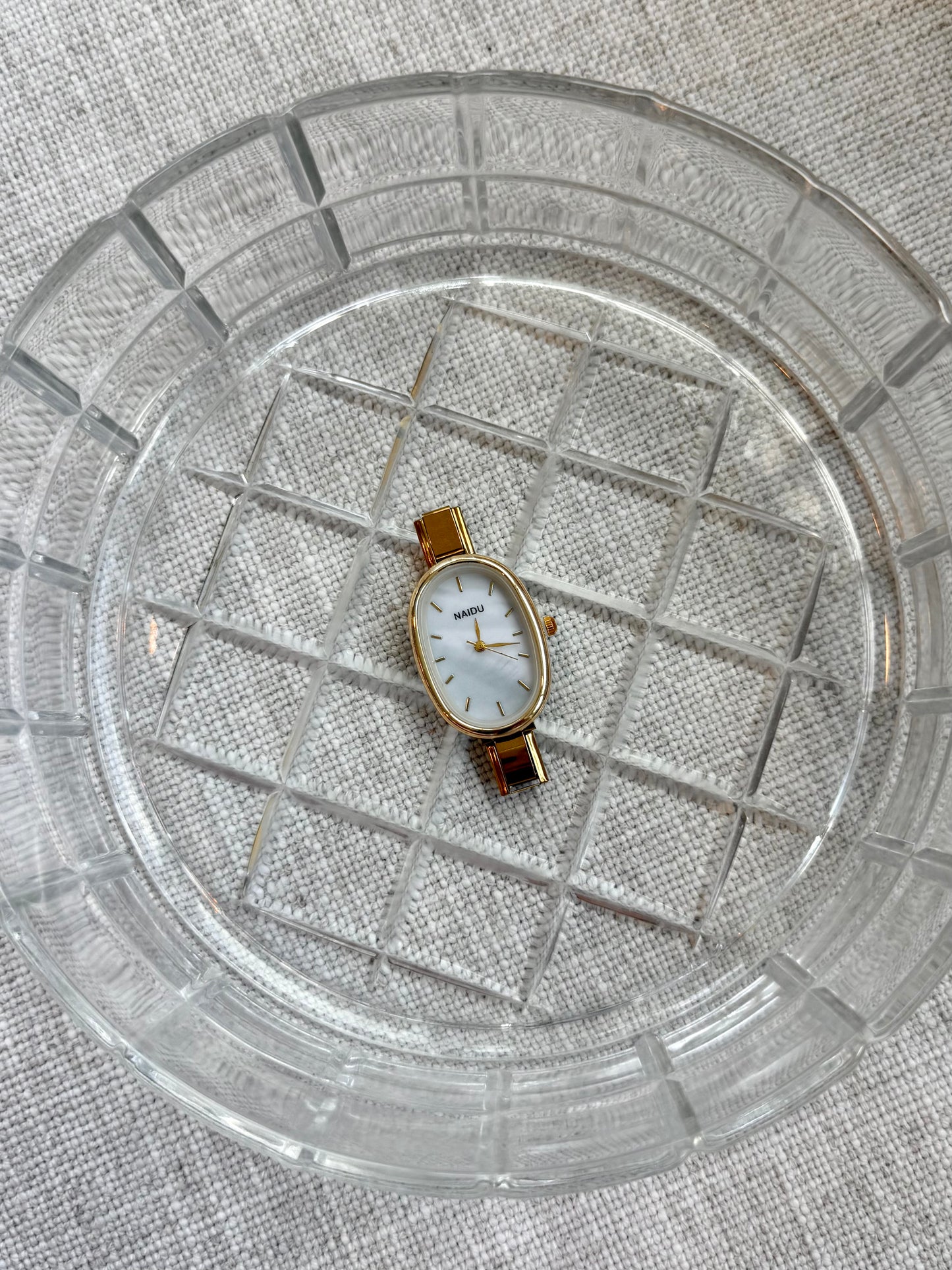 VIVIENNE WATCH FACE