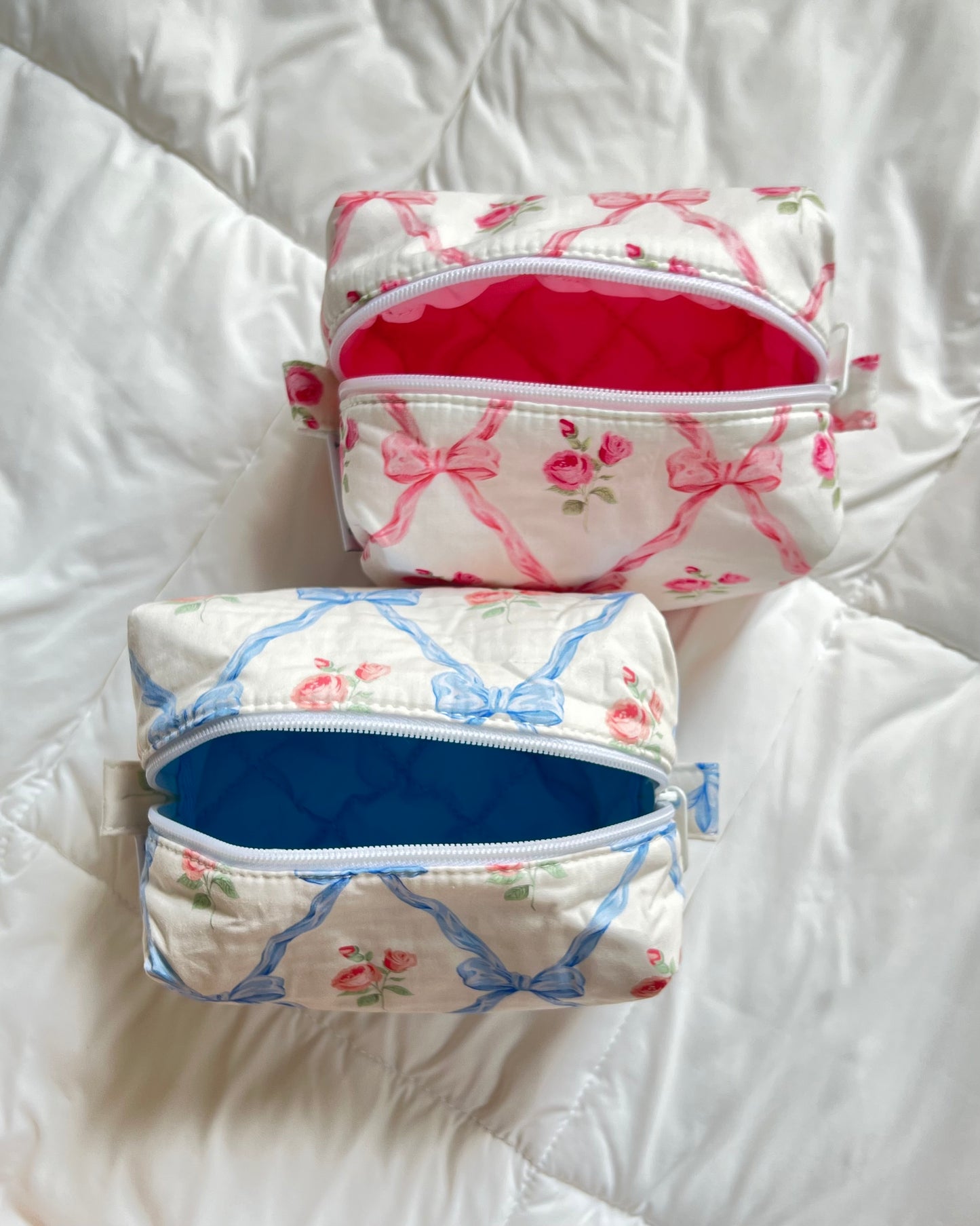 RIBBON POUCHES SET