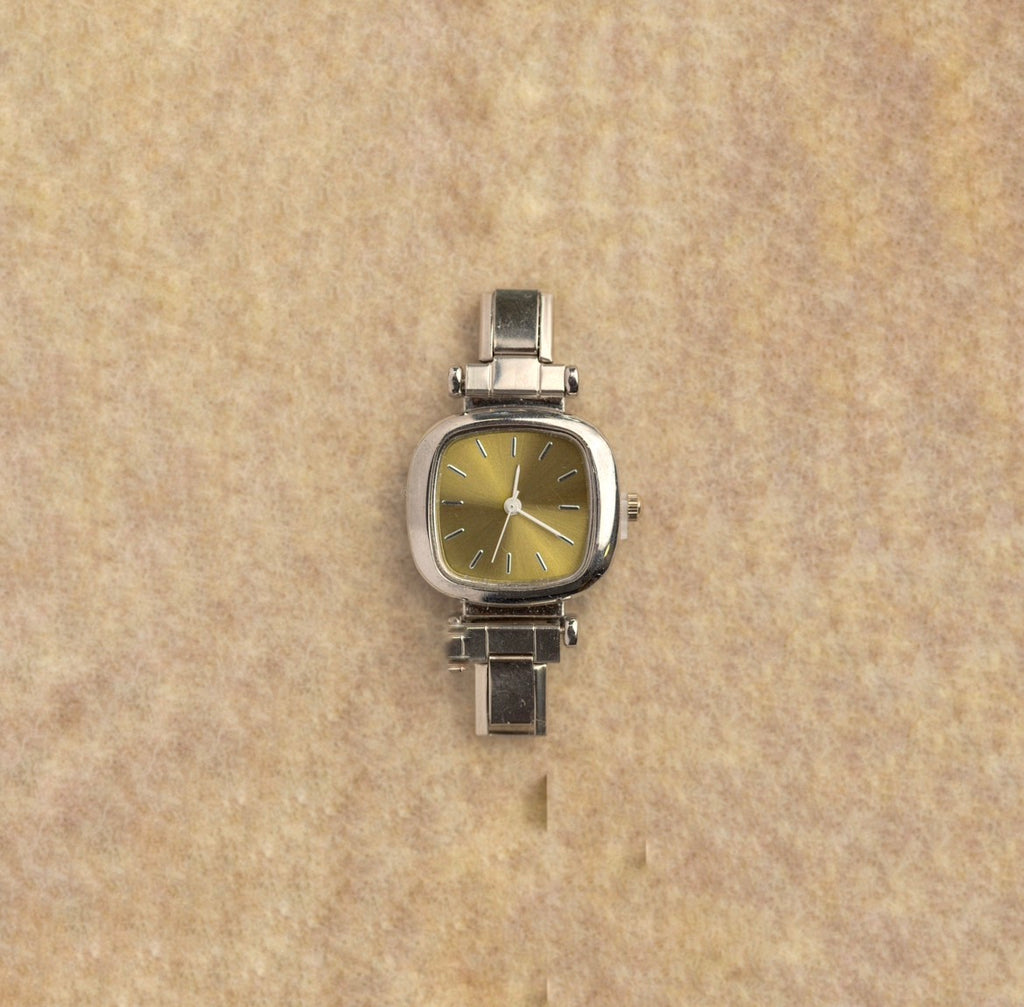 GENEVIEVE WATCH FACE