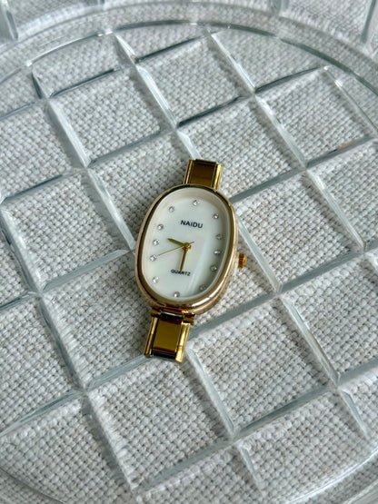 VIVIENNE WATCH FACE